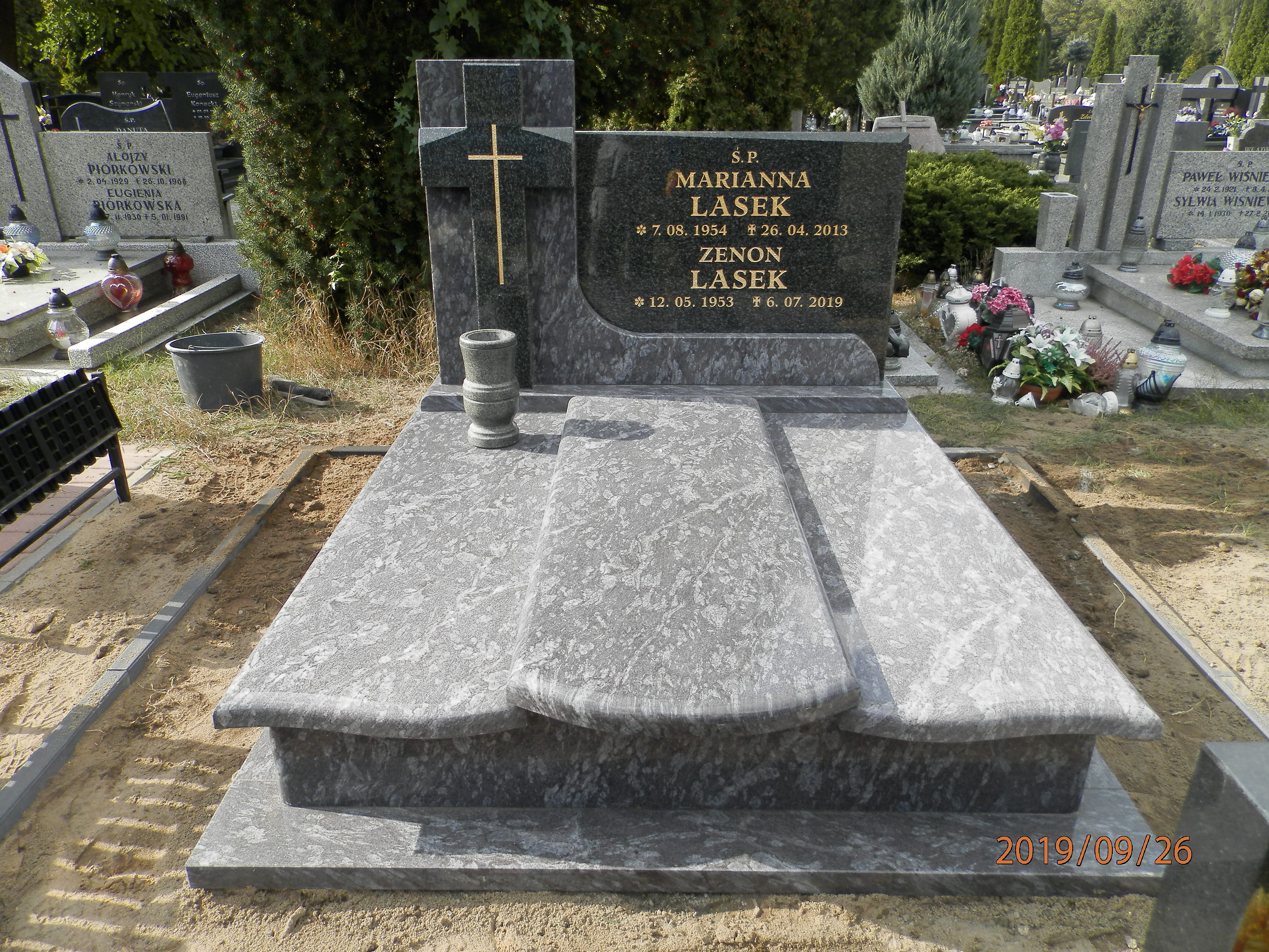 Grób ZENON LASEK