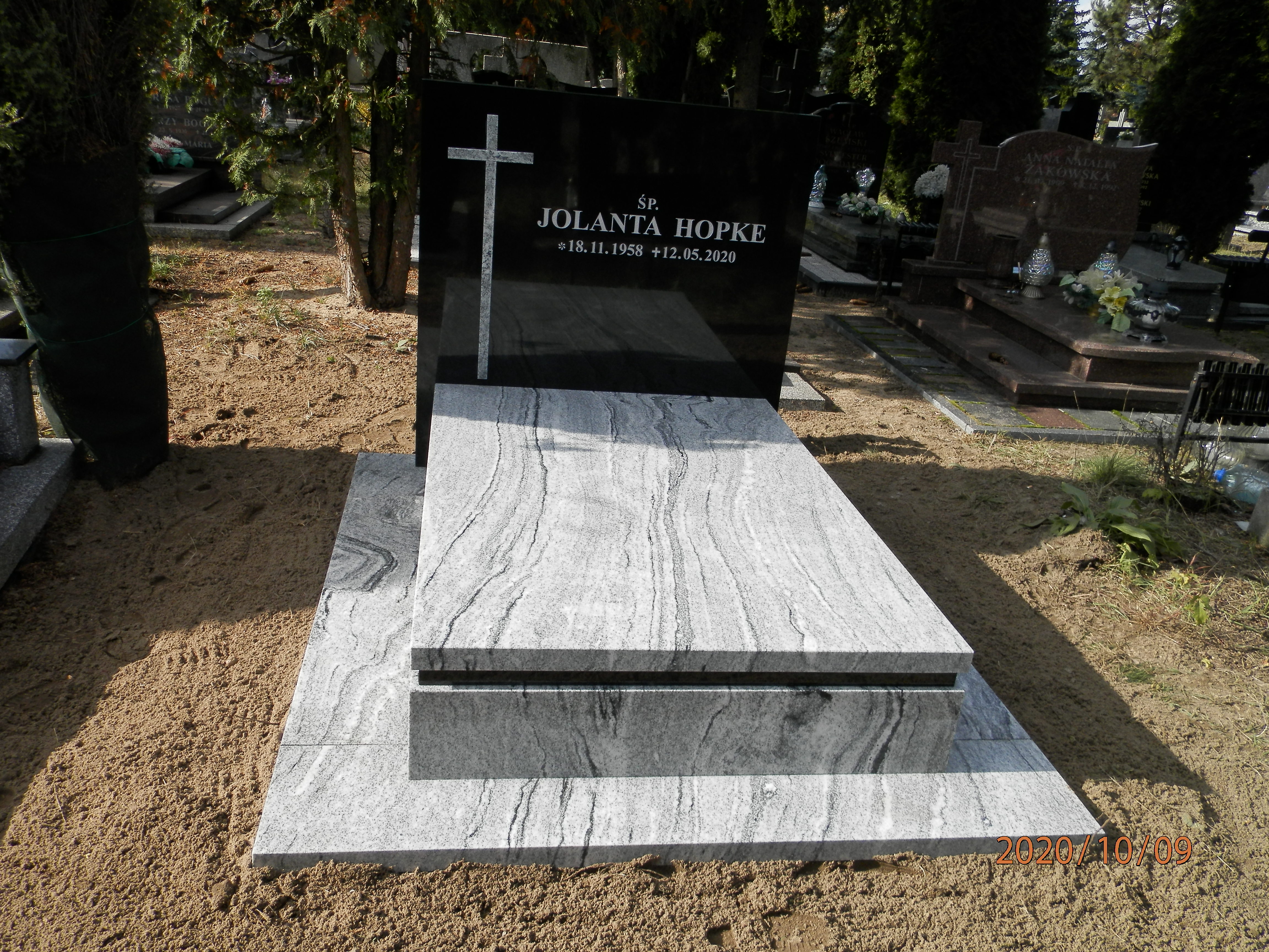 Grób JOLANTA  HOPKE