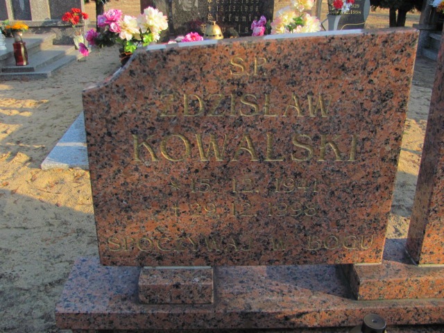 Zdzisław KOWALSKI 1941 Toruń - Grobonet - Wyszukiwarka osób pochowanych