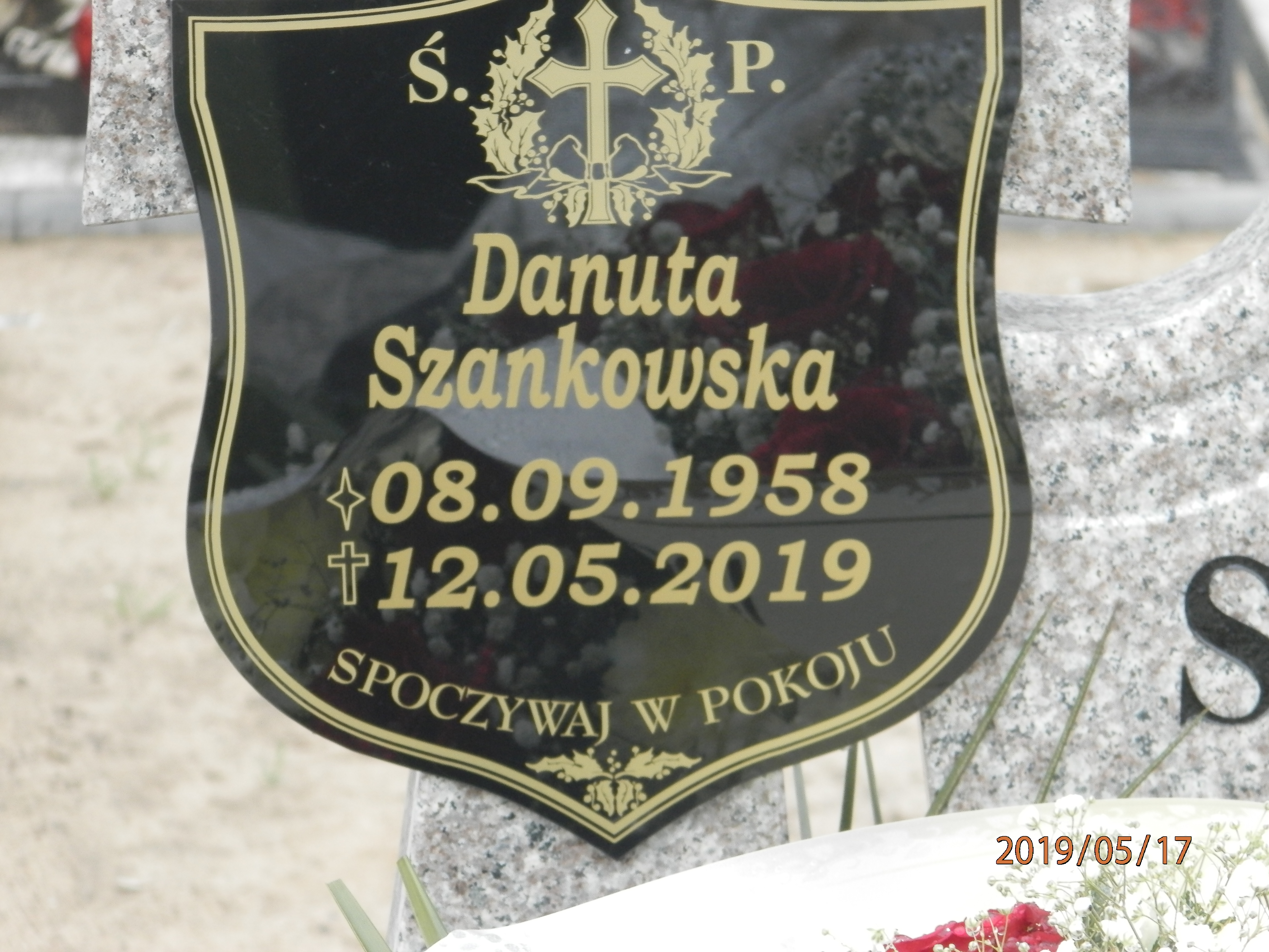 Grób DANUTA  SZANKOWSKA 