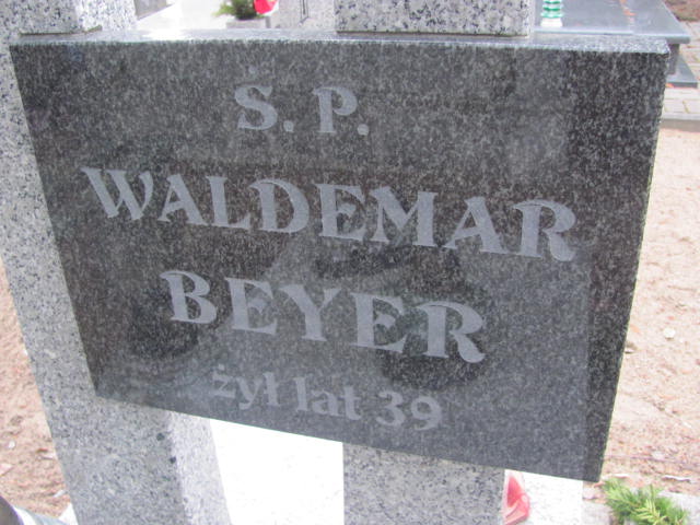 Waldemar BEYER 1942 Toruń - Grobonet - Wyszukiwarka osób pochowanych
