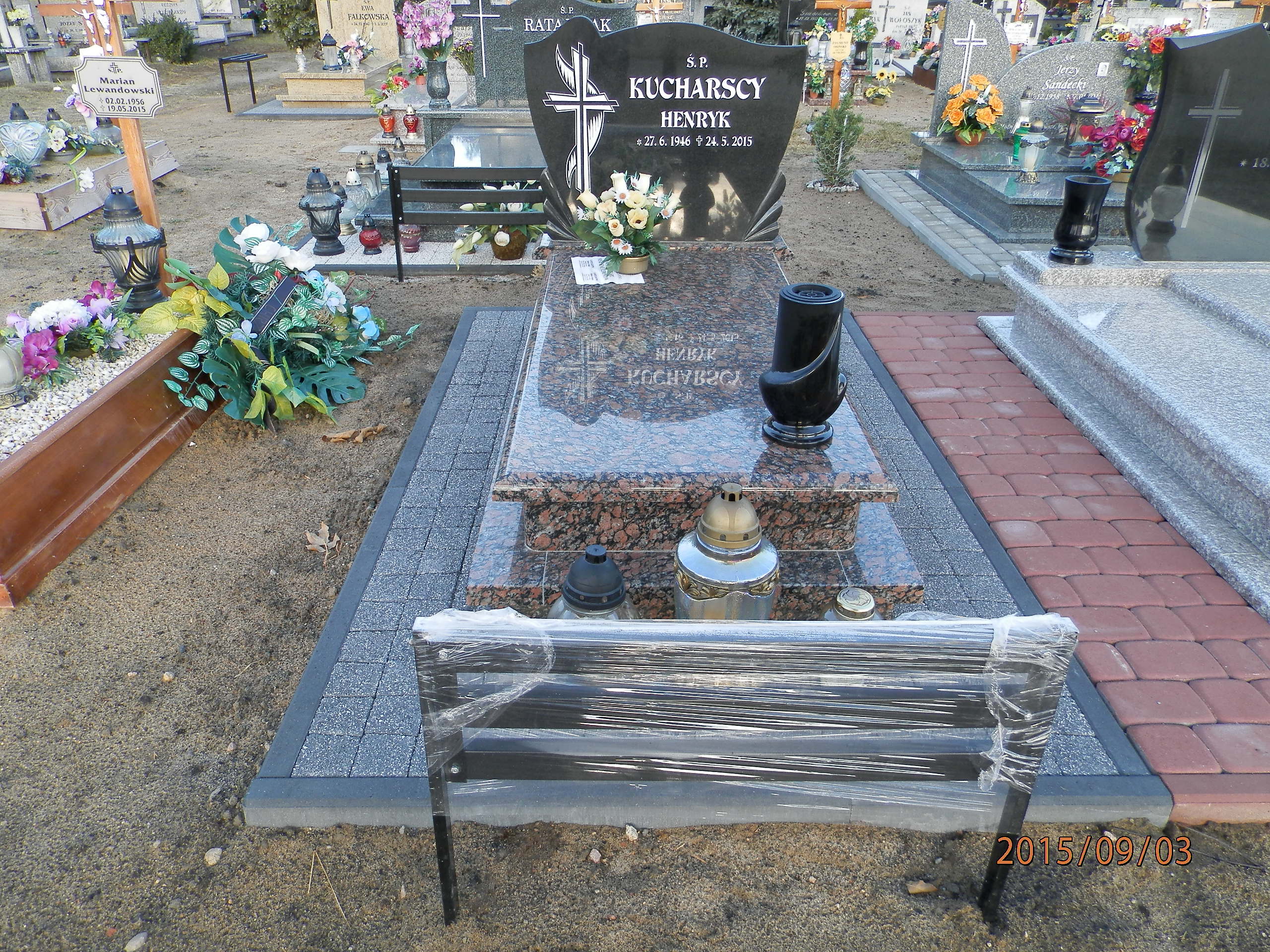 Grób HENRYK KUCHARSKI