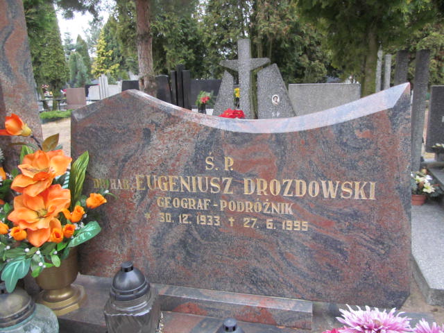 Eugeniusz DROZDOWSKI 1933 Toruń - Grobonet - Wyszukiwarka osób pochowanych