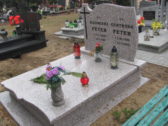 Grób GERTRUDA FETER