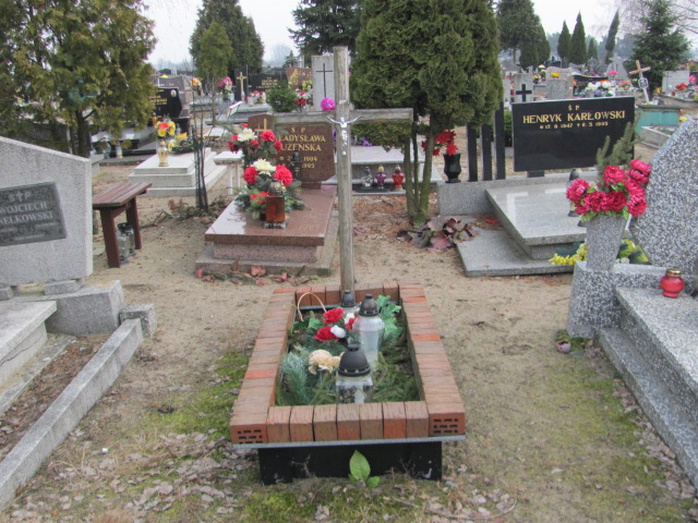 Irena PAWEŁCZYK 1922 Toruń - Grobonet - Wyszukiwarka osób pochowanych