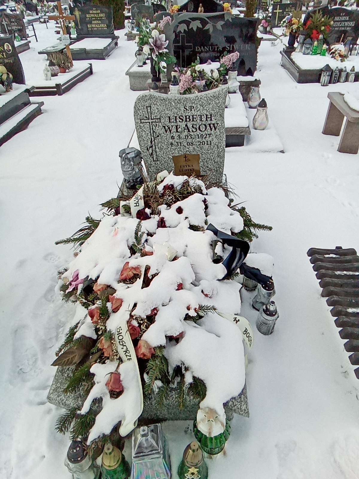 Grób LIZBETH WŁASOW