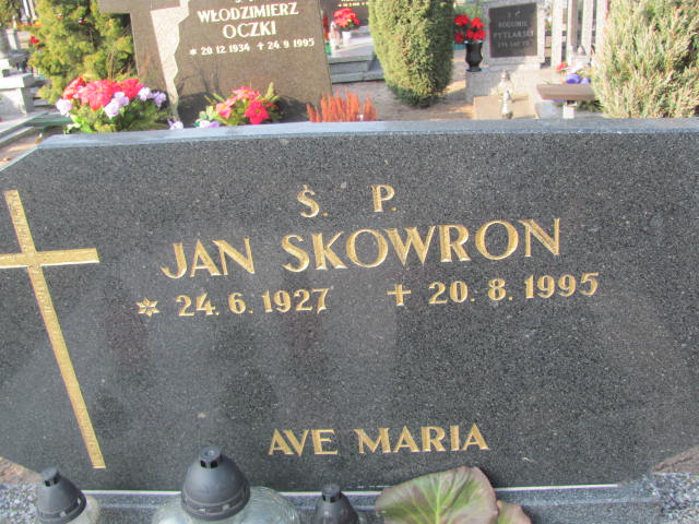 Irena SKOWRON-ŻACZYŃSKA 1932 Toruń - Grobonet - Wyszukiwarka osób pochowanych