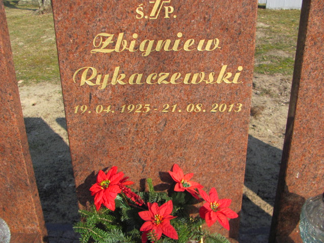 Jakub RYKACZEWSKI 1990 Toruń - Grobonet - Wyszukiwarka osób pochowanych