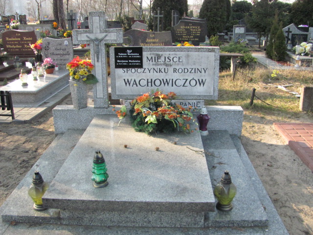Grób TADEUSZ WACHOWICZ